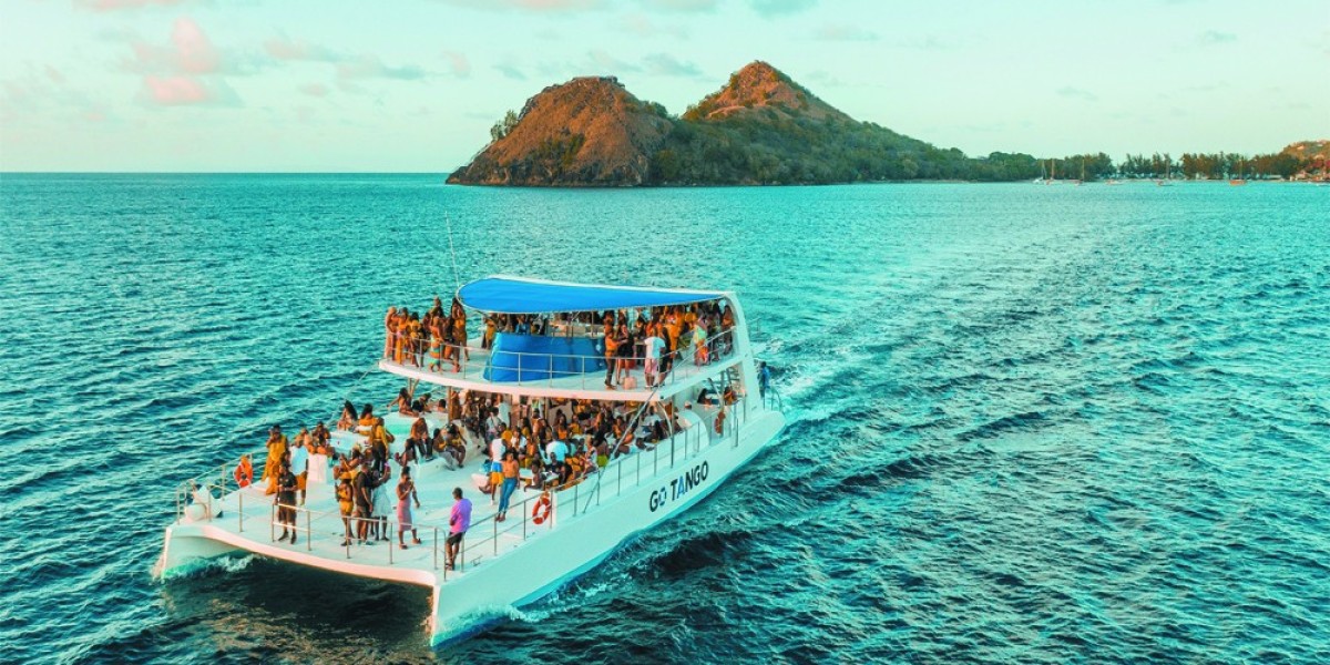 Set Sail for an Unforgettable Experience: Yacht Party in Pattaya